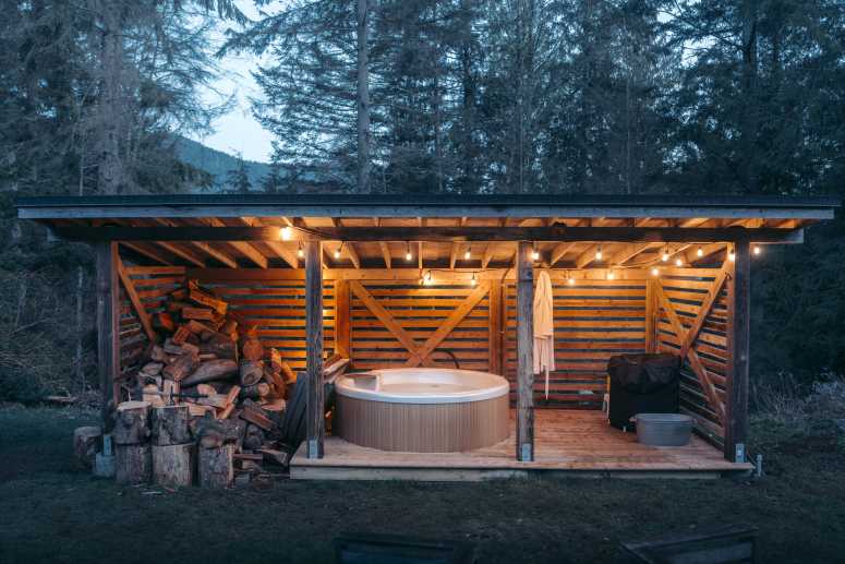 Hot Tub and Cold Plunge 1